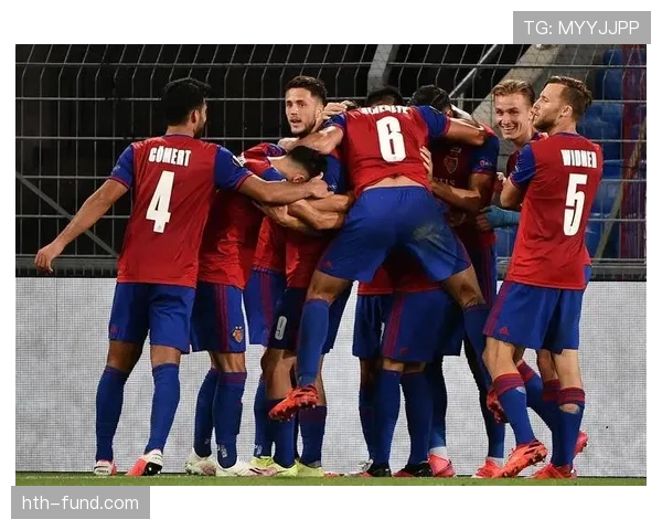 亨克角球攻势显著提升，定位球成制胜关键