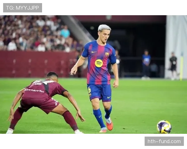 加维身披巴萨4号球衣,翻开职业生涯新篇章 加维身披巴萨4号球衣,翻开职业生涯新篇章