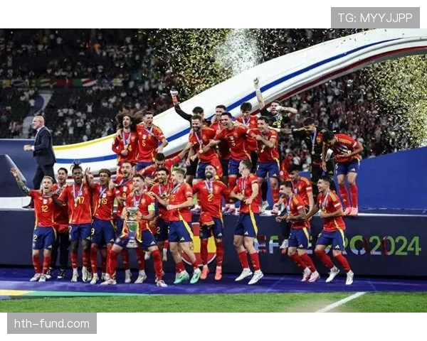 佩德里闪耀欧洲杯，助西班牙夺冠开启历史新篇章