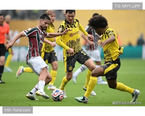 多特蒙德提速即崩盘,节奏失控暴露攻防转换与体能分配问题 多特蒙德提速即崩盘,节奏失控暴露攻防转换与体能分配问题